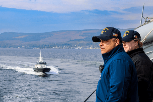 USS Bulkeley (DDG 84) Arrives at His Majesty’s Naval Base Clyde, Strengthening U.S.–U.K. Naval Cooperation